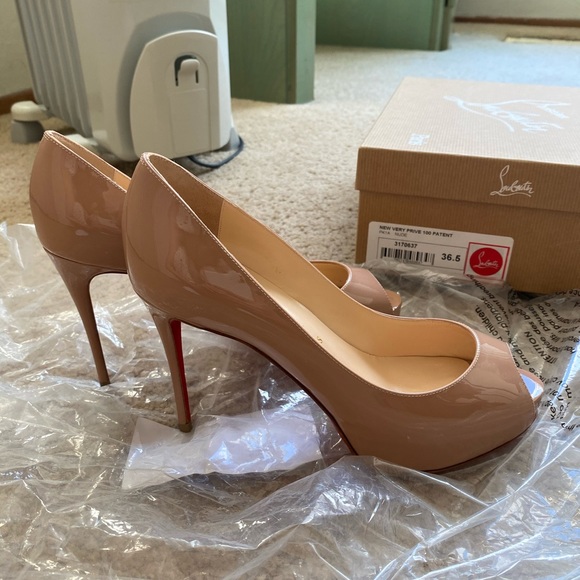 New Very Prive 100 Pumps - Picture 4 of 4